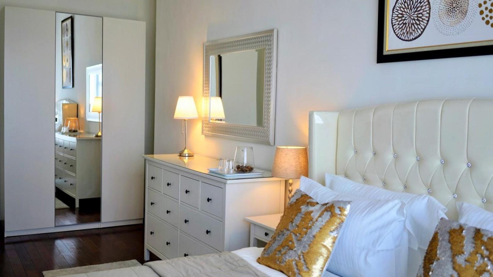 2Br Lucky Tower Residence Jakarta Old Town Top Floor Condo Esterno foto