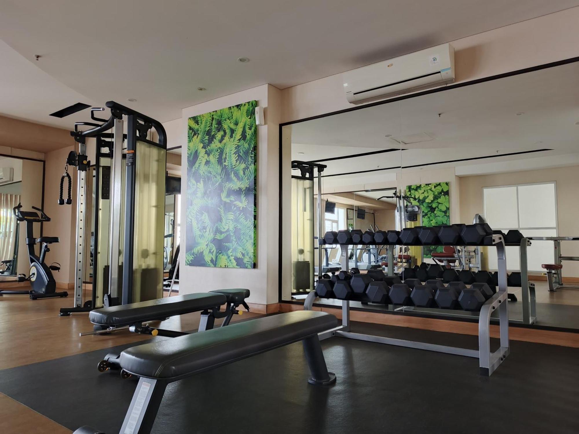 2Br Lucky Tower Residence Jakarta Old Town Top Floor Condo Esterno foto
