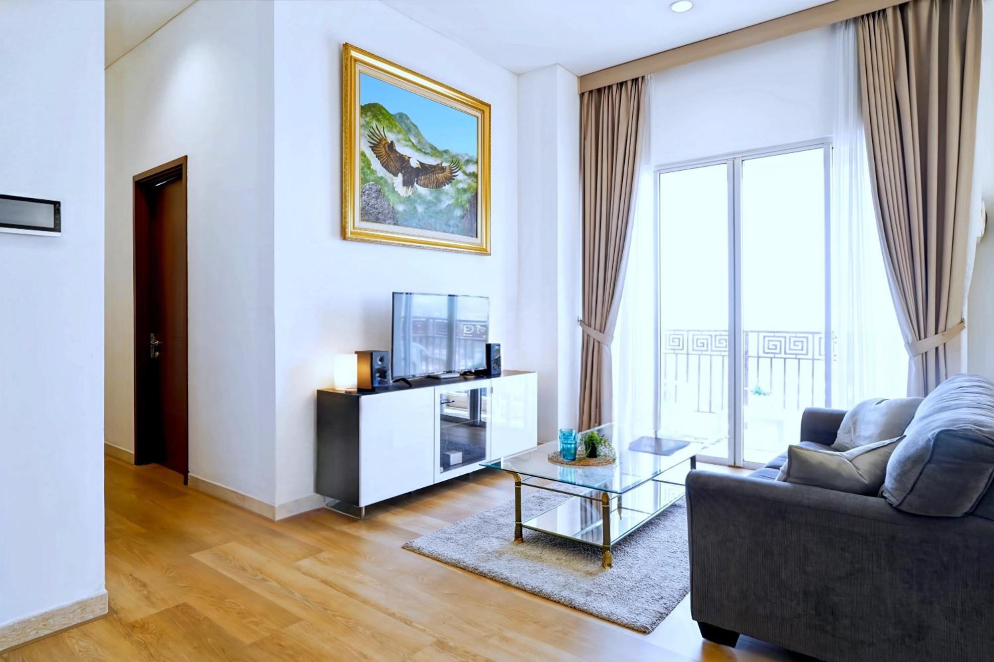 2Br Lucky Tower Residence Jakarta Old Town Top Floor Condo Esterno foto